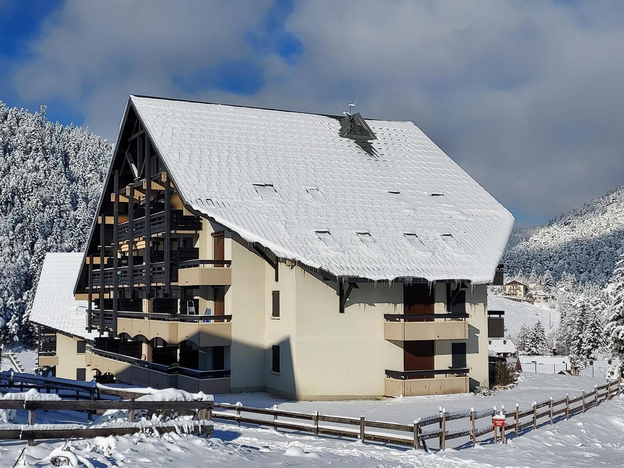 Villard Je T'Aime - Residence Les Tennis - 2 Appartements 2 Pieces 5 P Et 6 P Villard-de-Lans Exterior foto